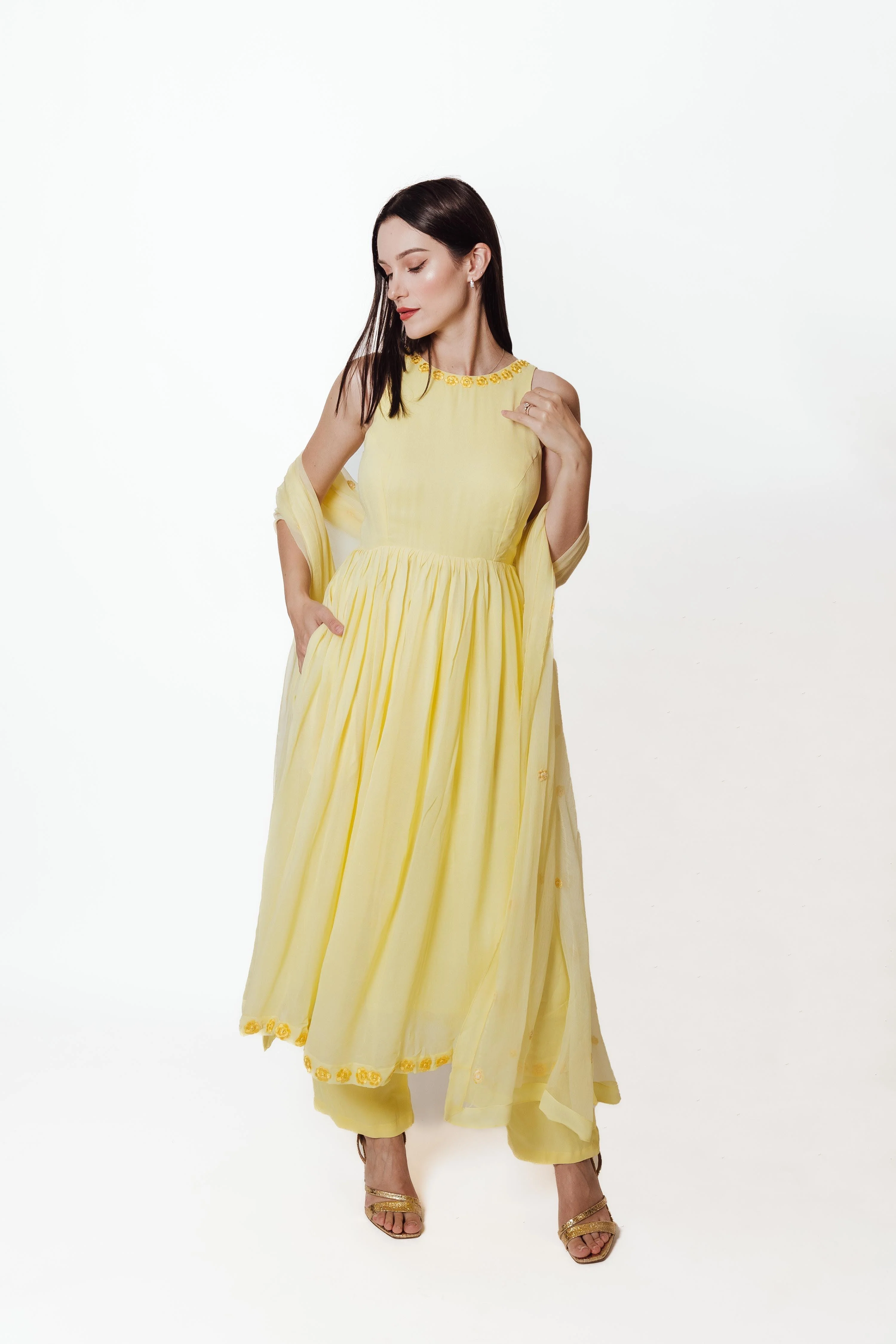 Aveline Yellow Georgette Salwar Kameez with Floral Mirror Trim - Image 4