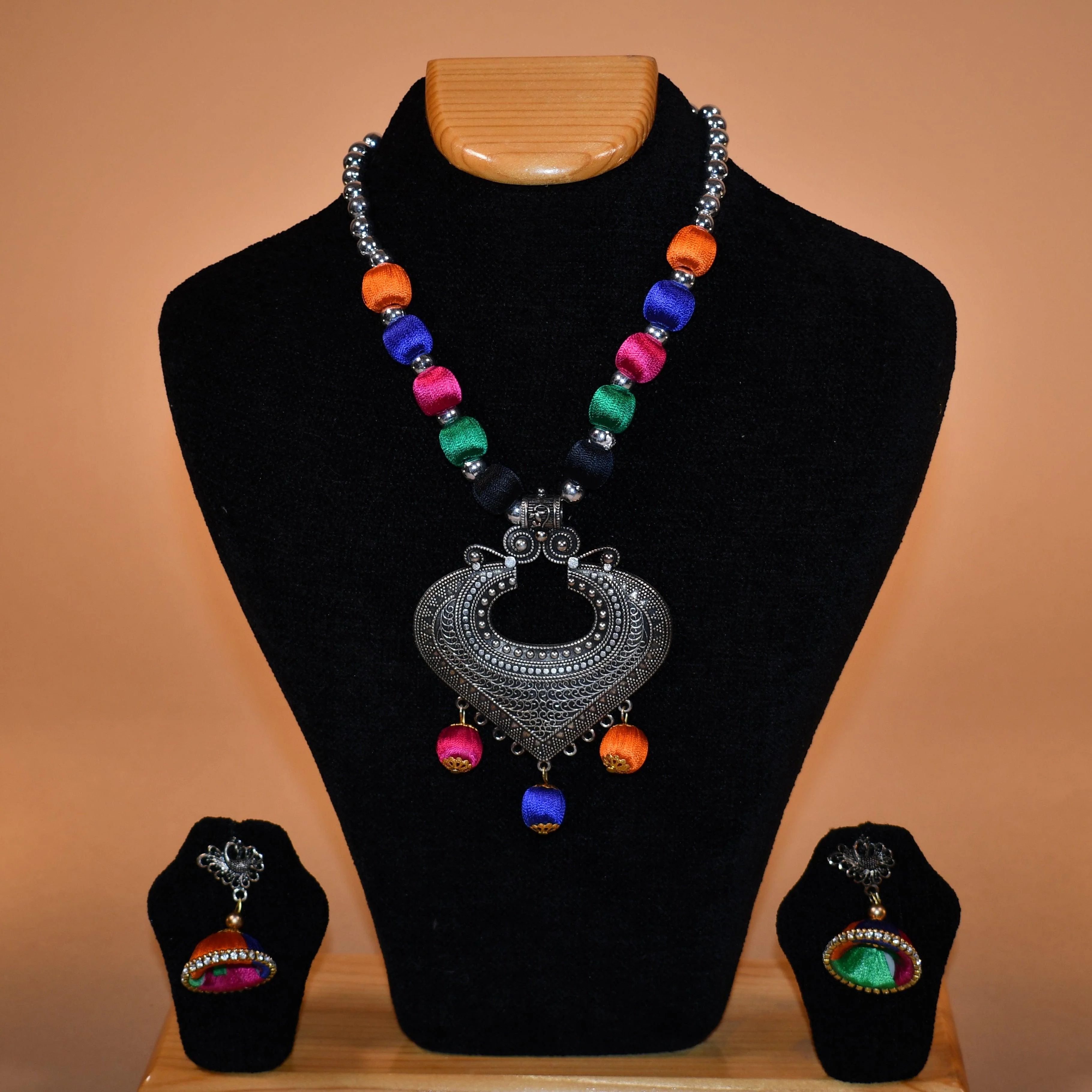 Vibrant Multicolor Beaded Necklace Set