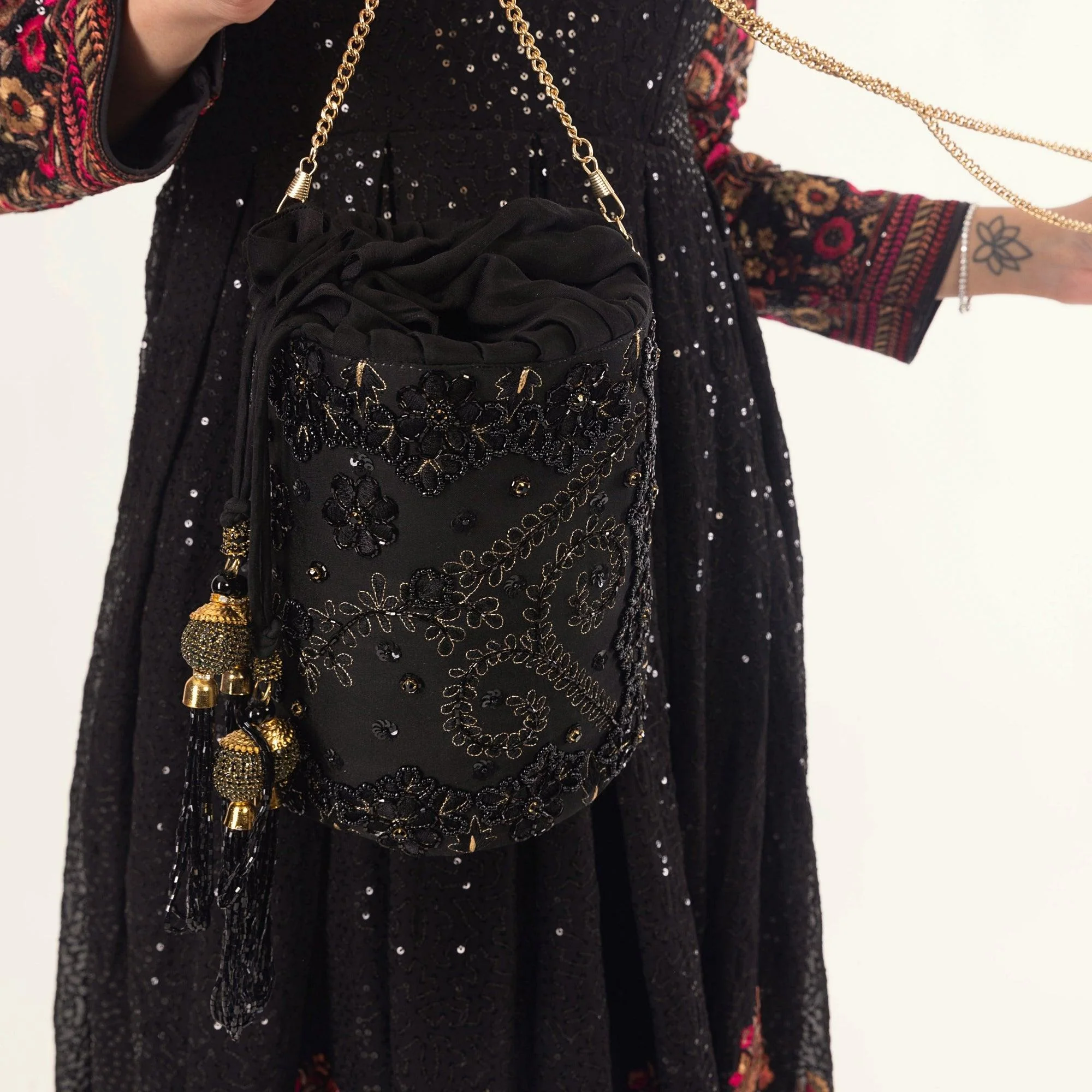 Aria Black & Gold Embroidered Bucket Bag - Image 7