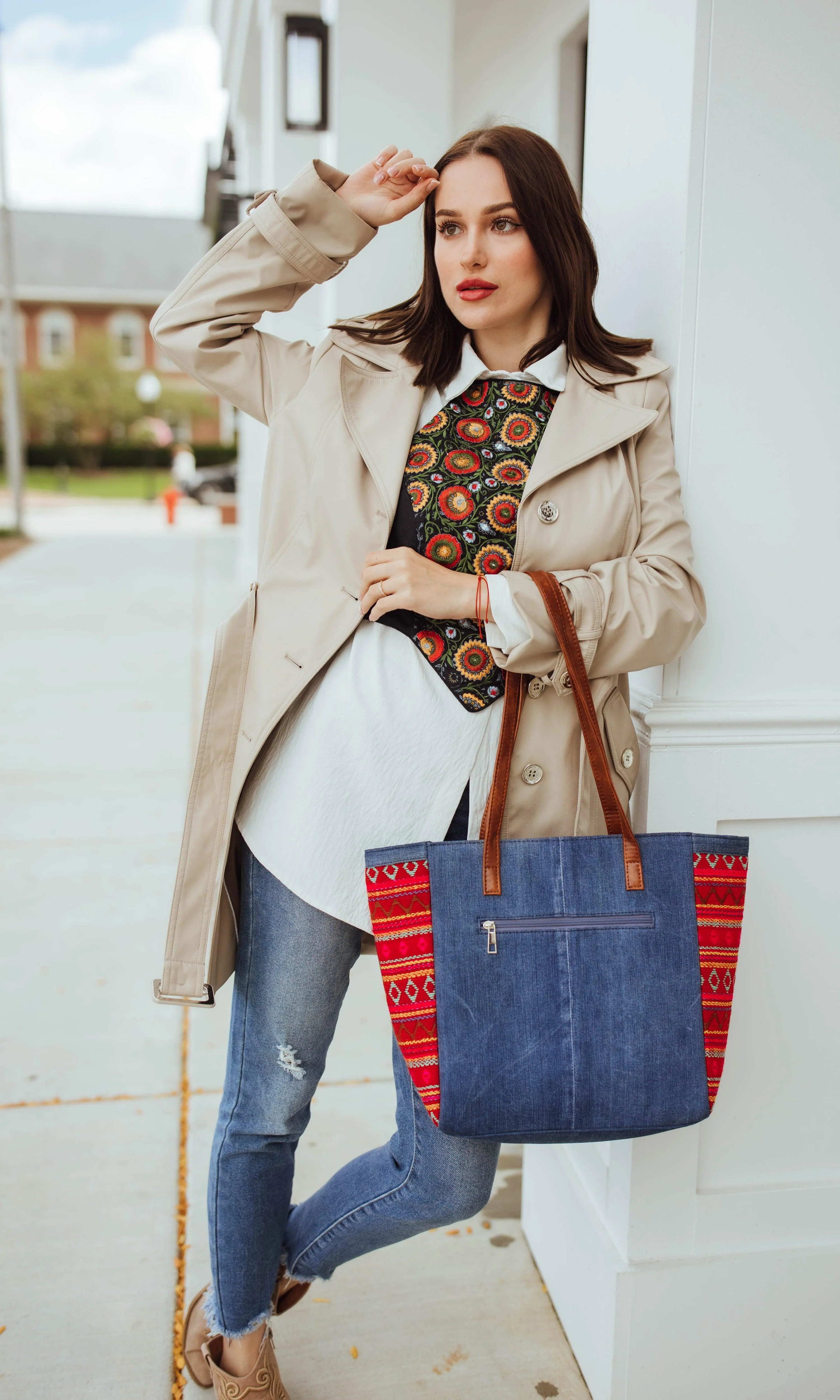 CARA AB1065A Tote Bag