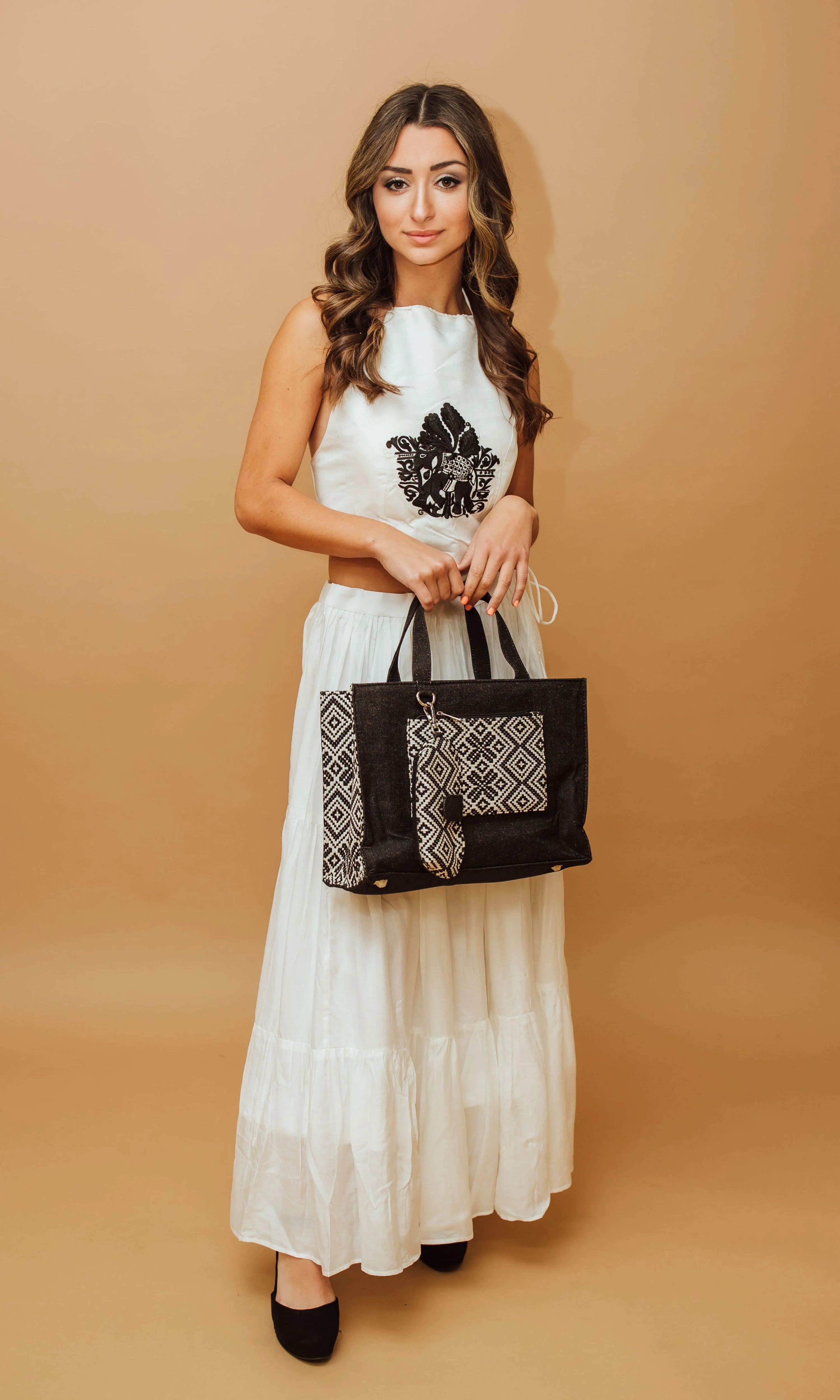 INAYA combo AB1066-Tote, Sling bag and Sunglasses - Image 2