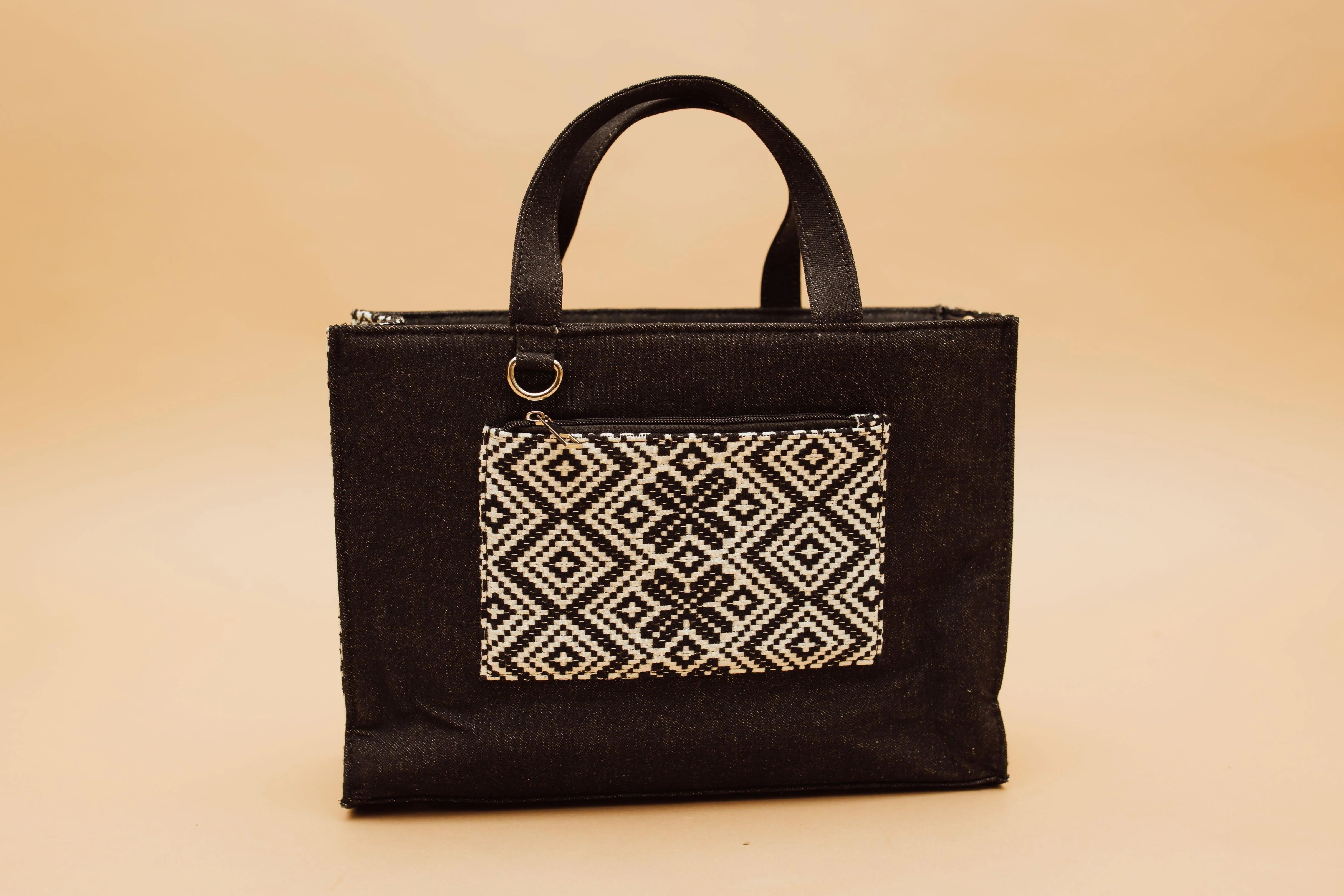 INAYA combo AB1066-Tote, Sling bag and Sunglasses - Image 9