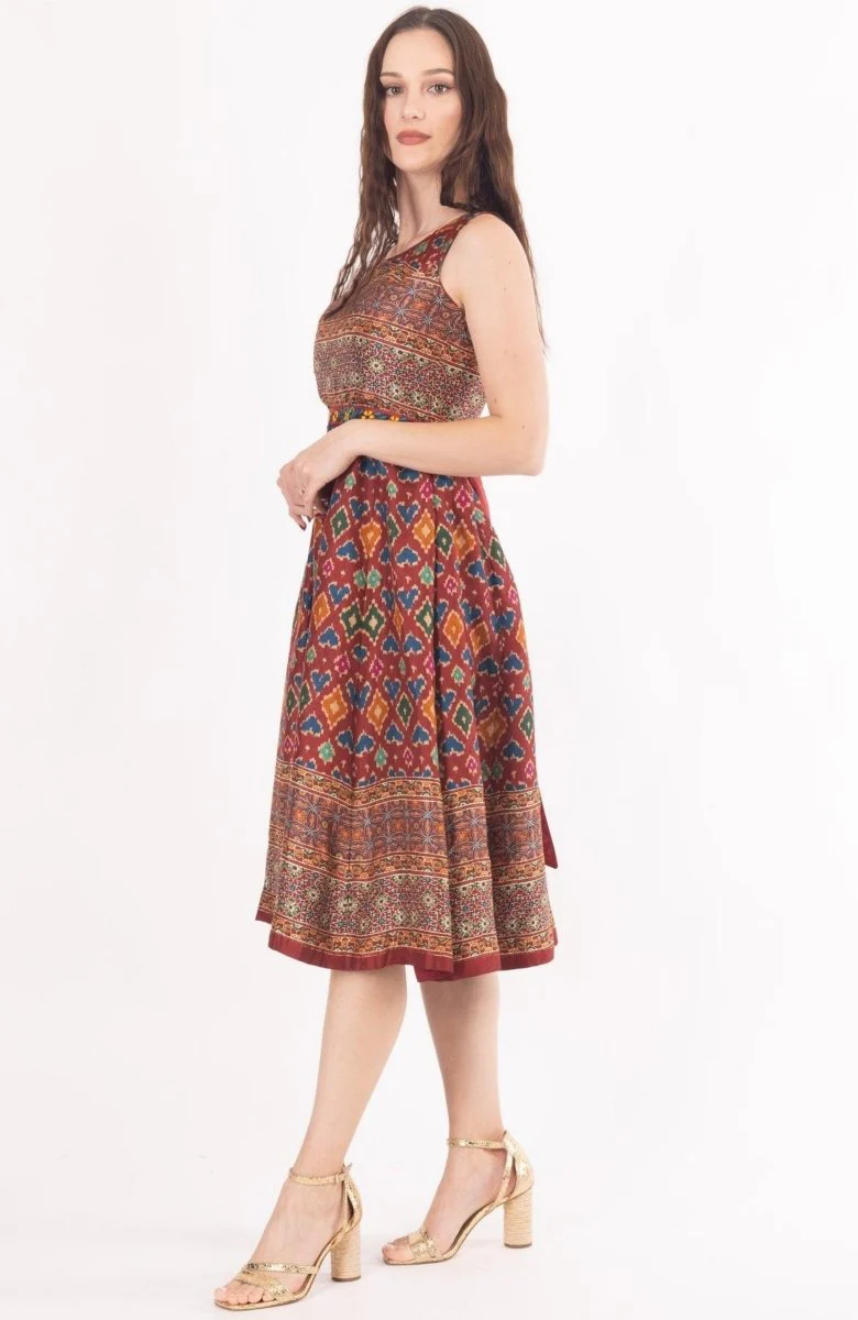 Maroon Midi Dress with Embroidered Belt - Image 5