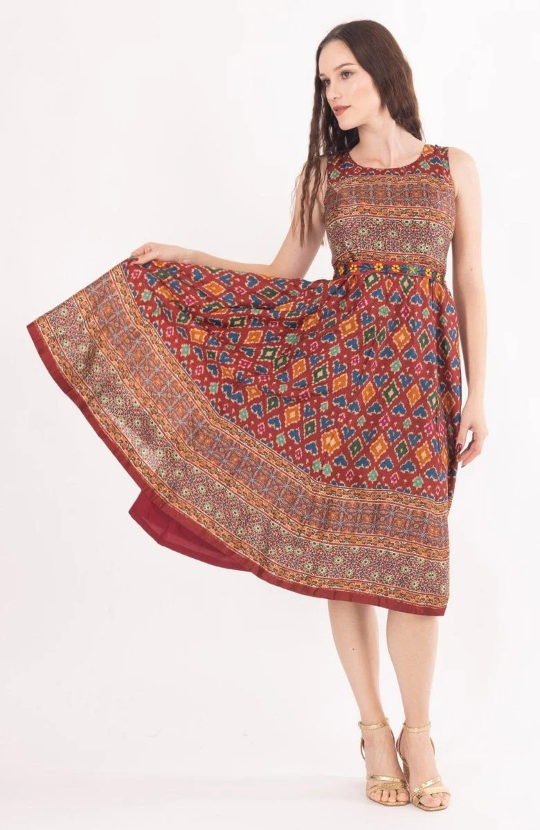 Maroon Midi Dress with Embroidered Belt - Image 6