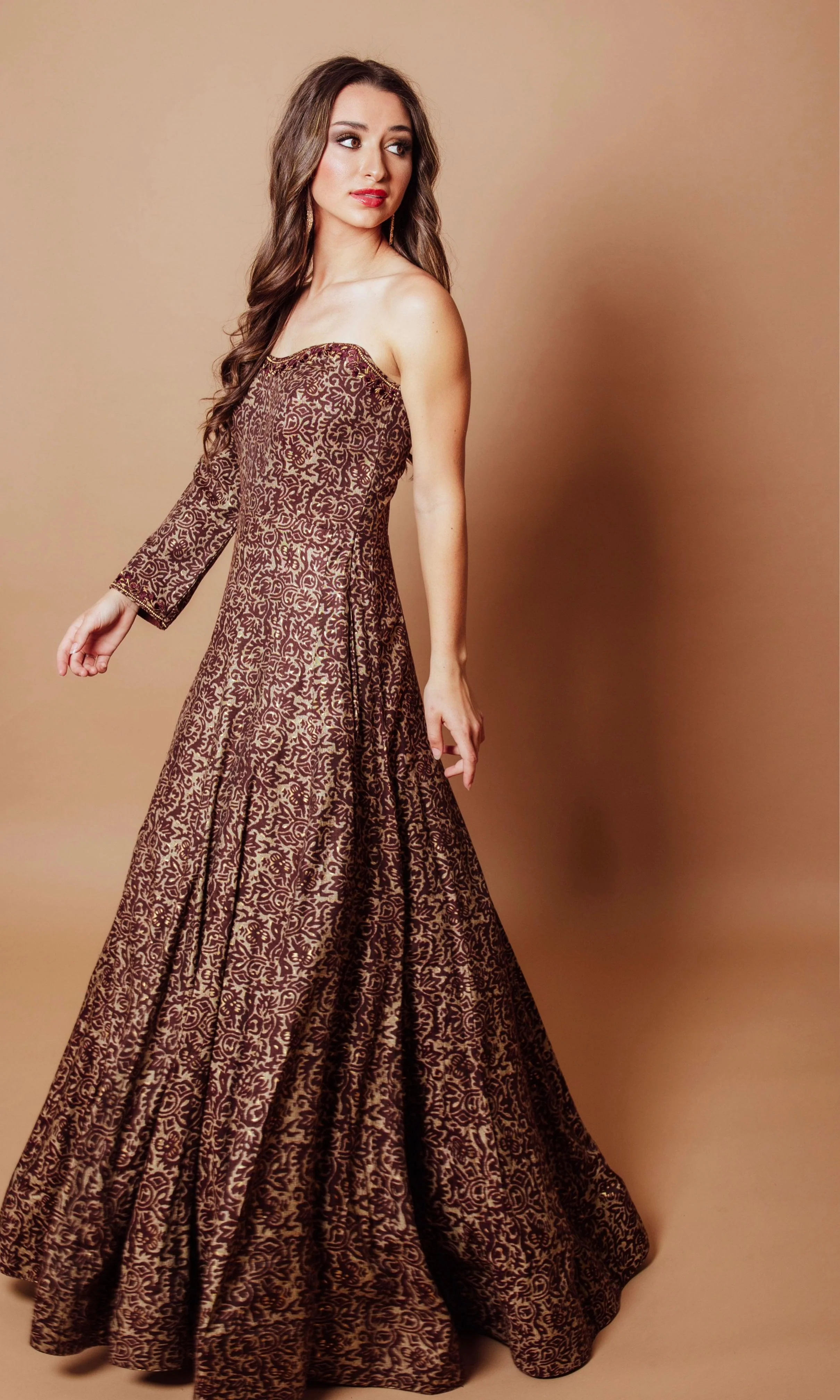Brown One-Shoulder Gown - Image 3