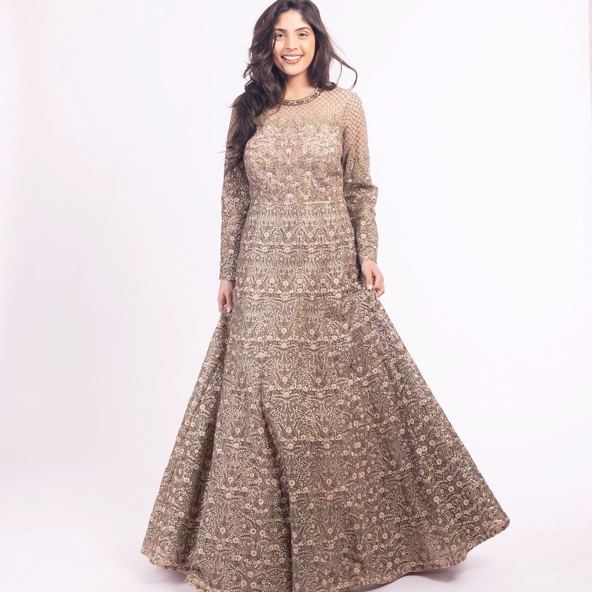 Arianell Grey Gown with Resham Embroidery - Image 4
