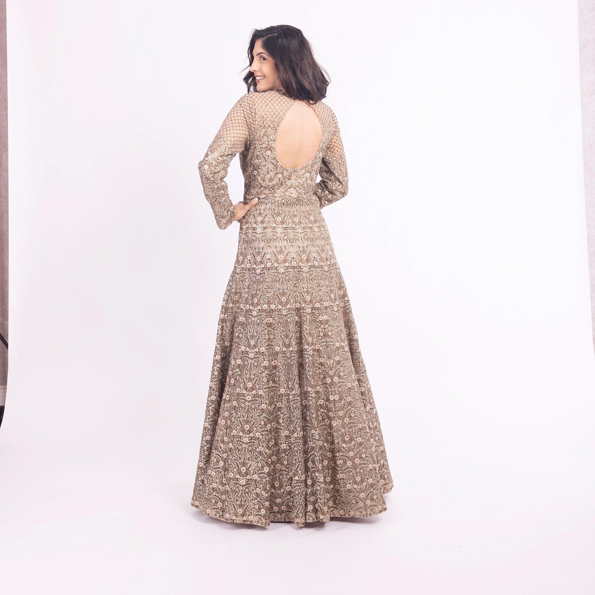 Arianell Grey Gown with Resham Embroidery - Image 6