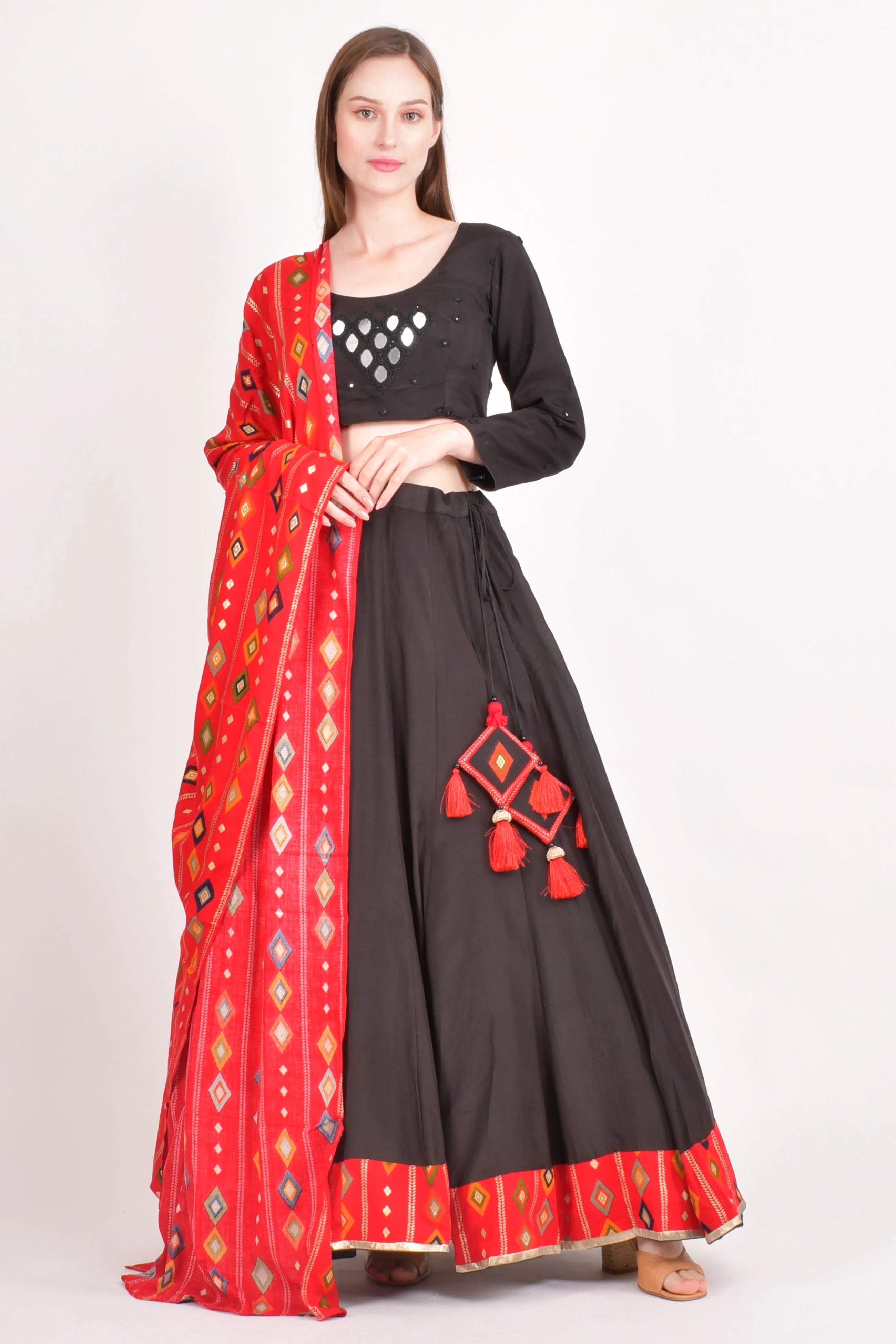 Red and Black Chaniya choli - Image 4