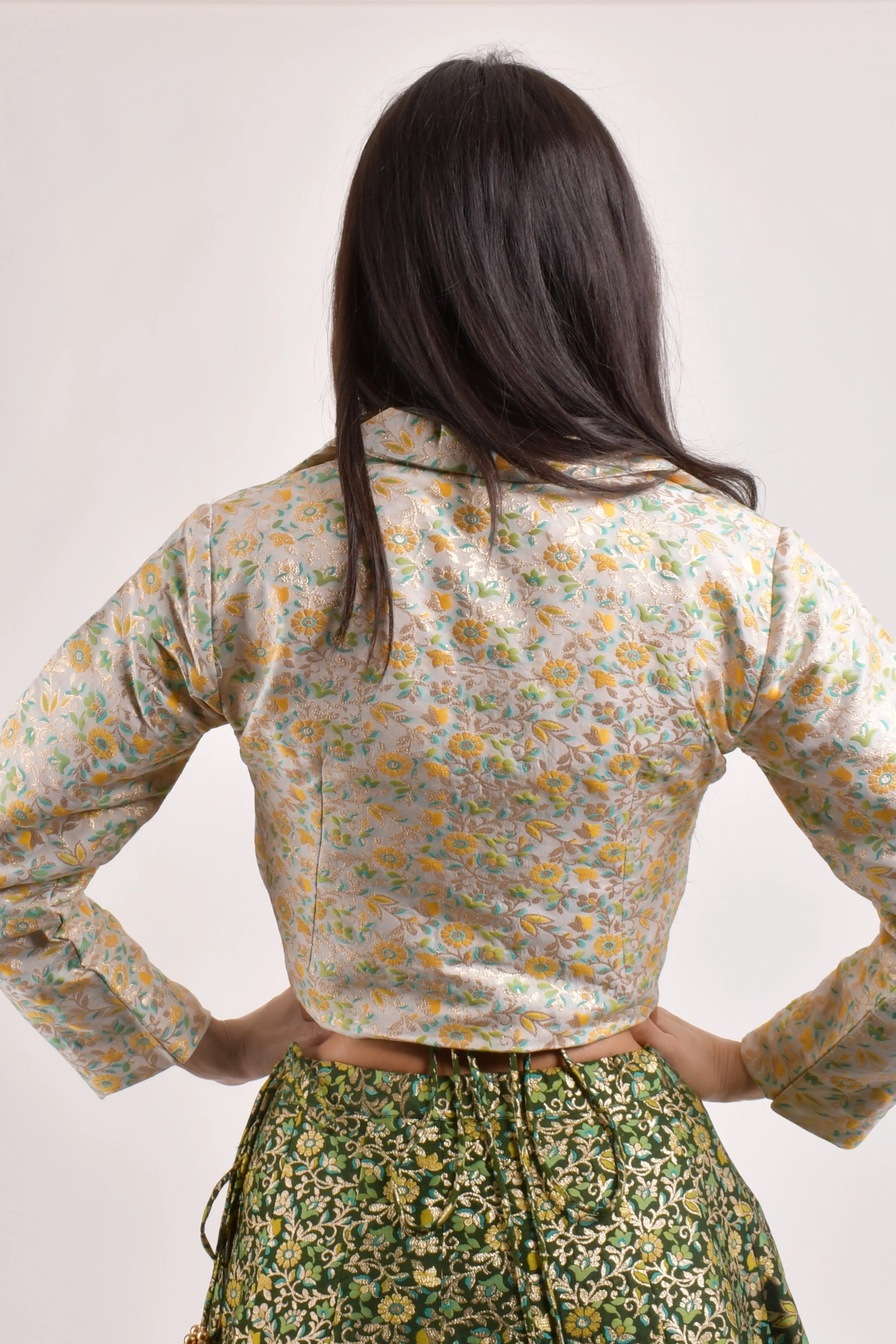 Green Banarasi Lehenga Choli With Jacket. - Image 5