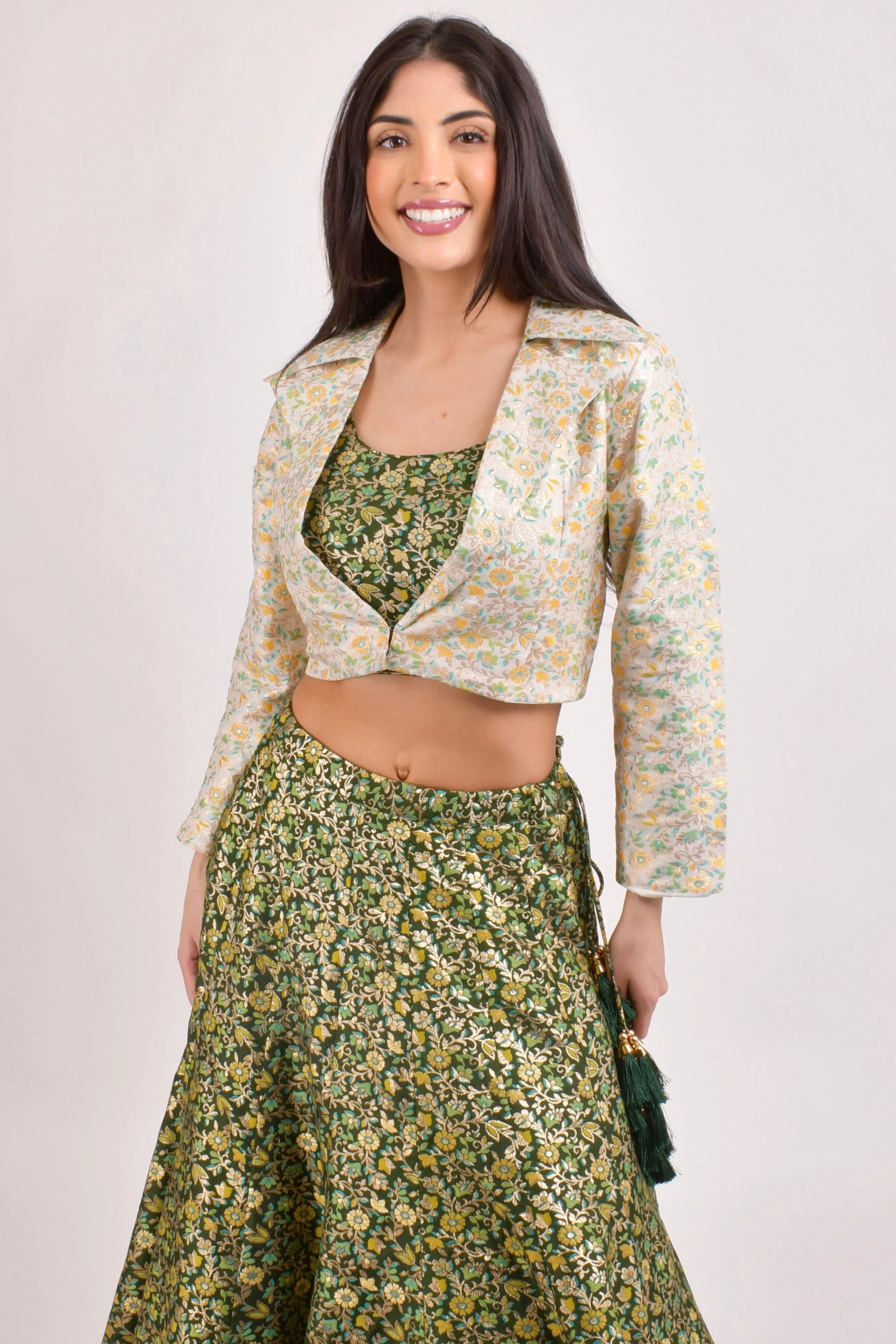 Green Banarasi Lehenga Choli With Jacket. - Image 6